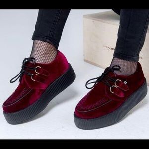 ❗️LAST CHANCE Burgundy velvet creepers